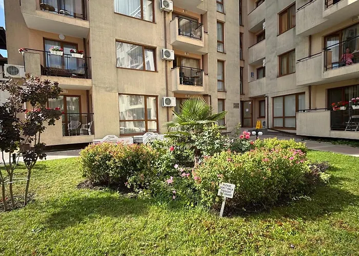 One Bedroom Апарт-отель Солнечный берег