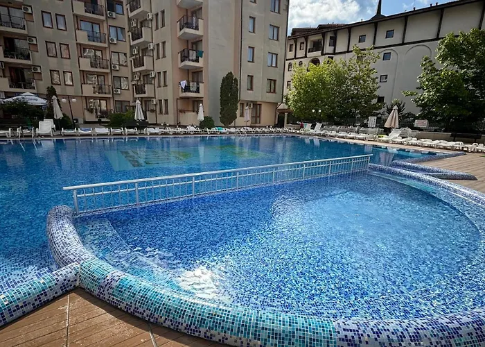 One Bedroom Солнечный берег